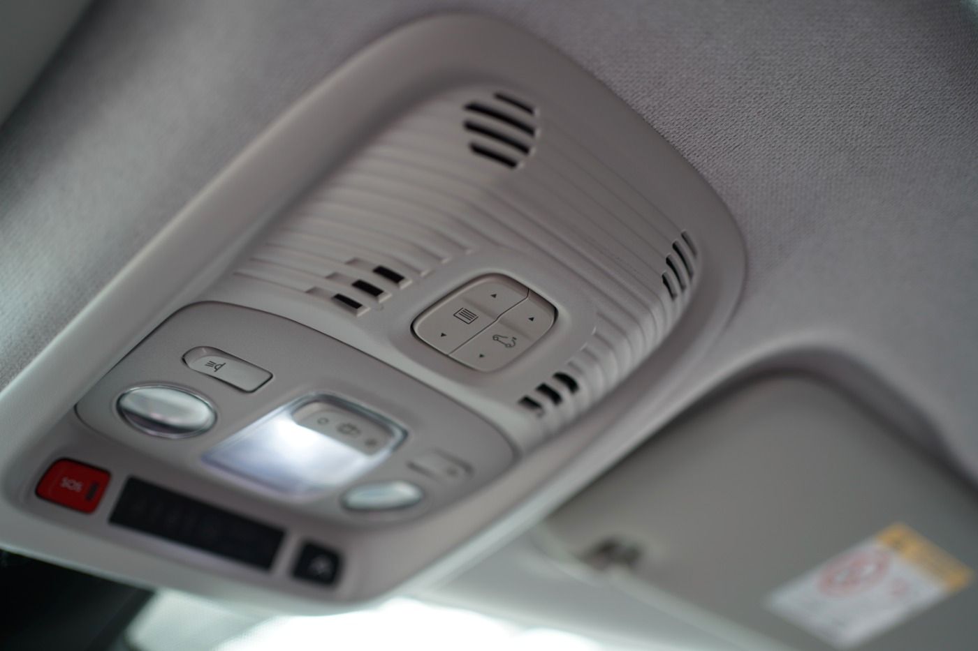 Fahrzeugabbildung Citroën C3 Aircross PureTech 110 Shine Schiebedach Navi