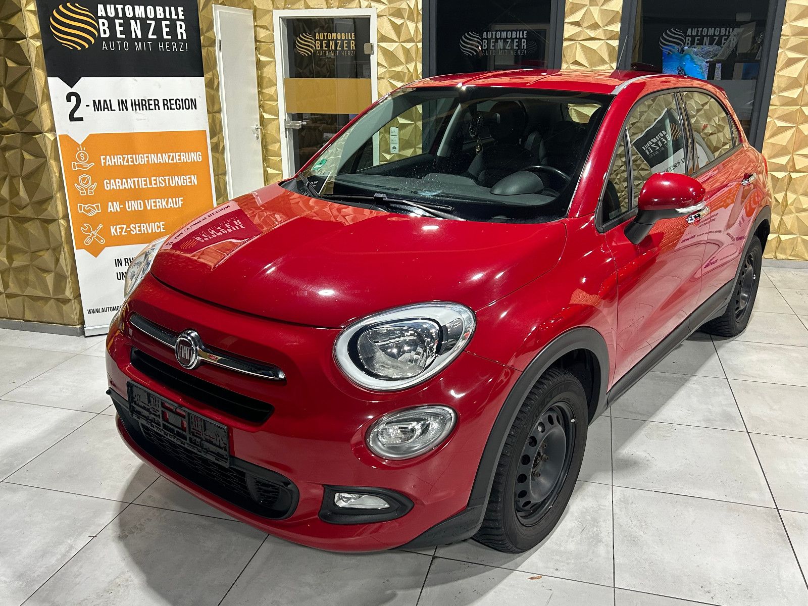 Fahrzeugabbildung Fiat 500X Pop Star/PDC/TEMPOMAT/KLIMA/NAVI