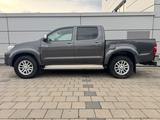 Toyota Hilux DOUBLECAB Executive 4x4*NAVI*SHZ*TMP*1.H - gebrauchte Toyota Hilux aus dem Jahr 2015