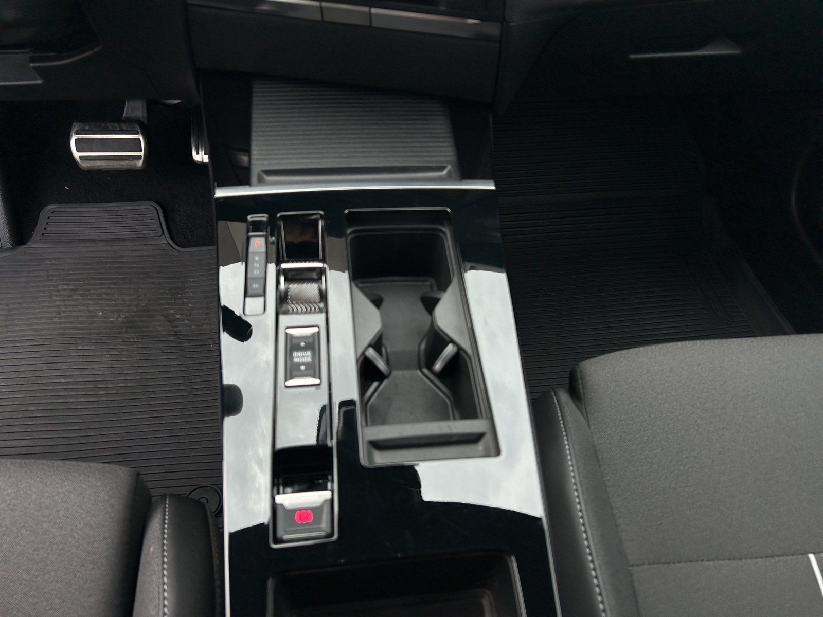 Fahrzeugabbildung Opel AstraLSportTou.1.2 GS Aut. Navi Komf/Tech/InfoP.