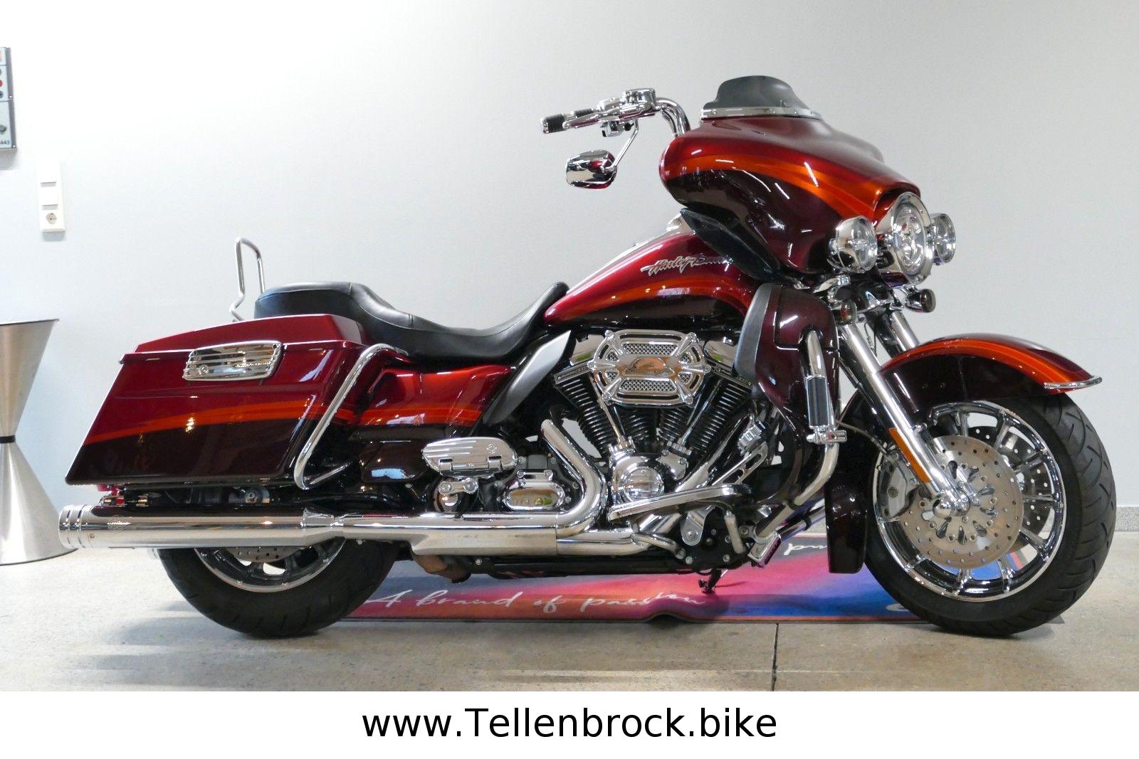 Harley-Davidson FLHTCUSE  Glide Street Glide 110