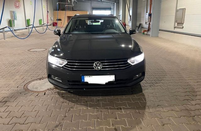VW Passat Variant 2.0 TDI SCR DSG Variant -