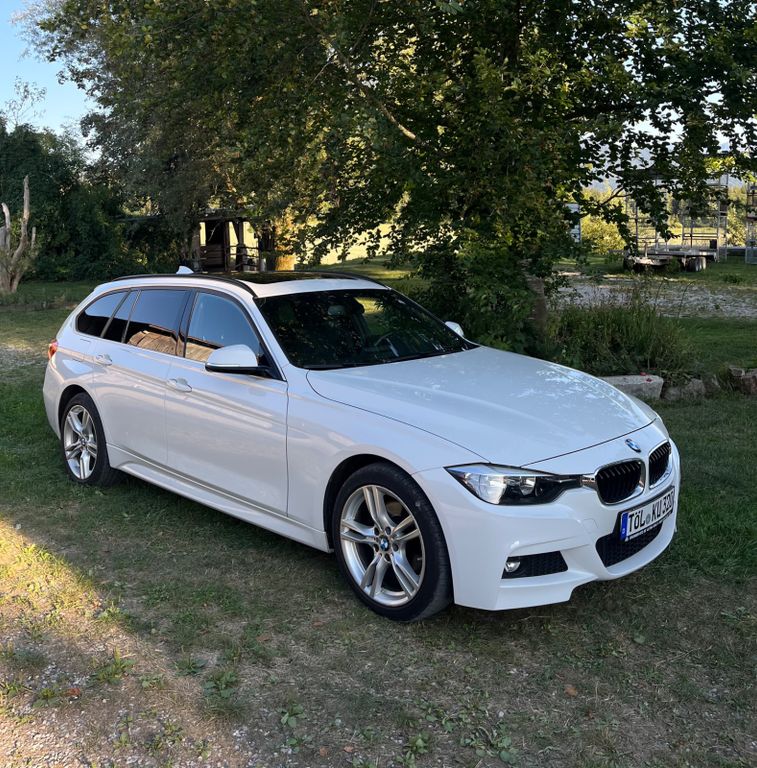 Image of BMW 320