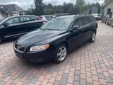 Volvo V70 D4 Kombi Momentum NAVI, Leder, AHK - gebrauchte Volvo V70 aus dem Jahr 2010
