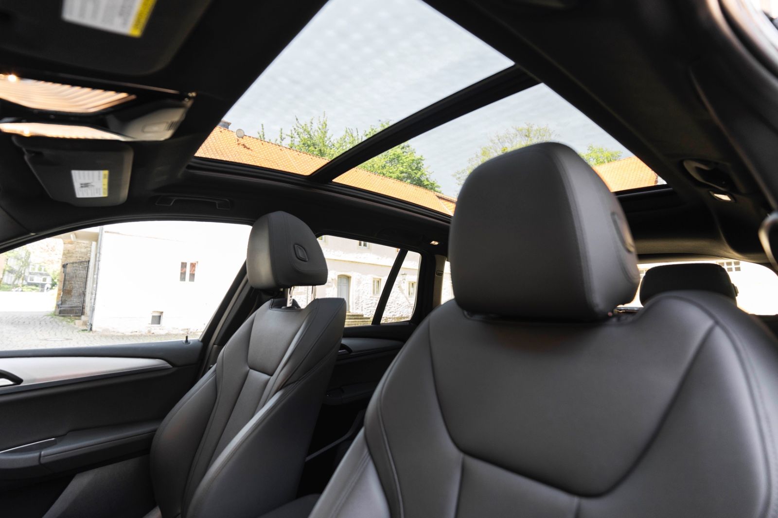 Fahrzeugabbildung BMW X3 xDrive 30i xLine LED Pano HIFI Driving Assist