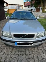 Volvo V40 BJ1999 - Volvo V40 aus 1999
