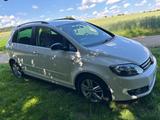 Volkswagen Golf Plus 1.2 TSI BlueMotion Technology MATC... - Volkswagen Golf Plus: Weiß