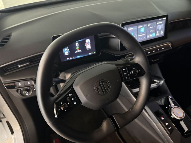 MG 3 Hybrid+ Luxury