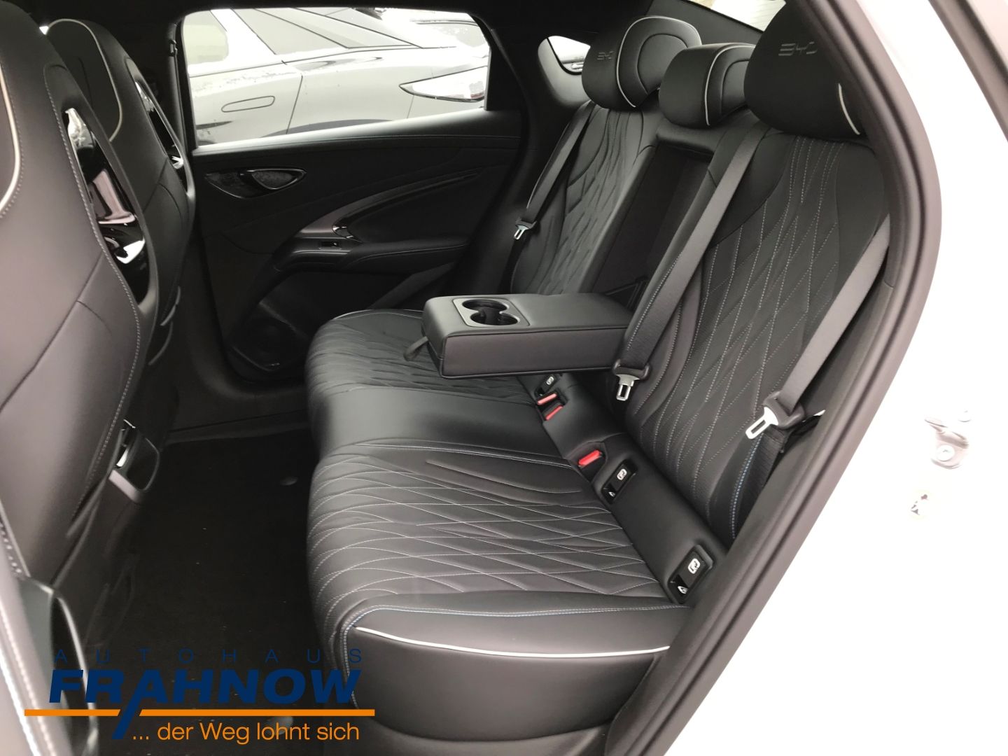BYD SEAL