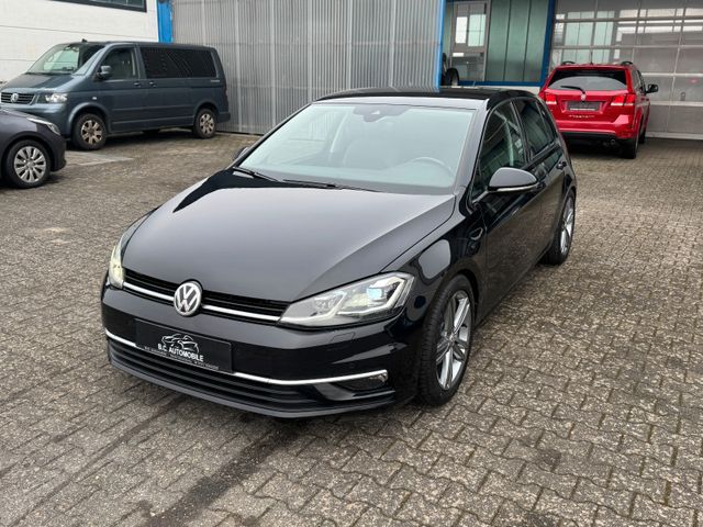 Volkswagen Golf VII Lim Highline*DSG*LED*Kamera*SHZ*Massage