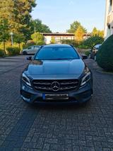 Mercedes-Benz Mercedes GLA 180 AMG Pano Urban Sport - gebrauchte Mercedes-Benz GLA 180 aus dem Jahr 2020
