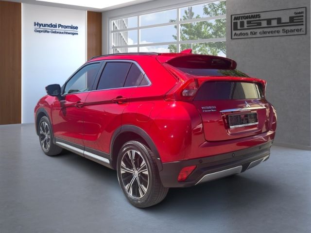 Fahrzeugabbildung Mitsubishi Eclipse Cross Top 4WD El. Panodach Navi Soundsys