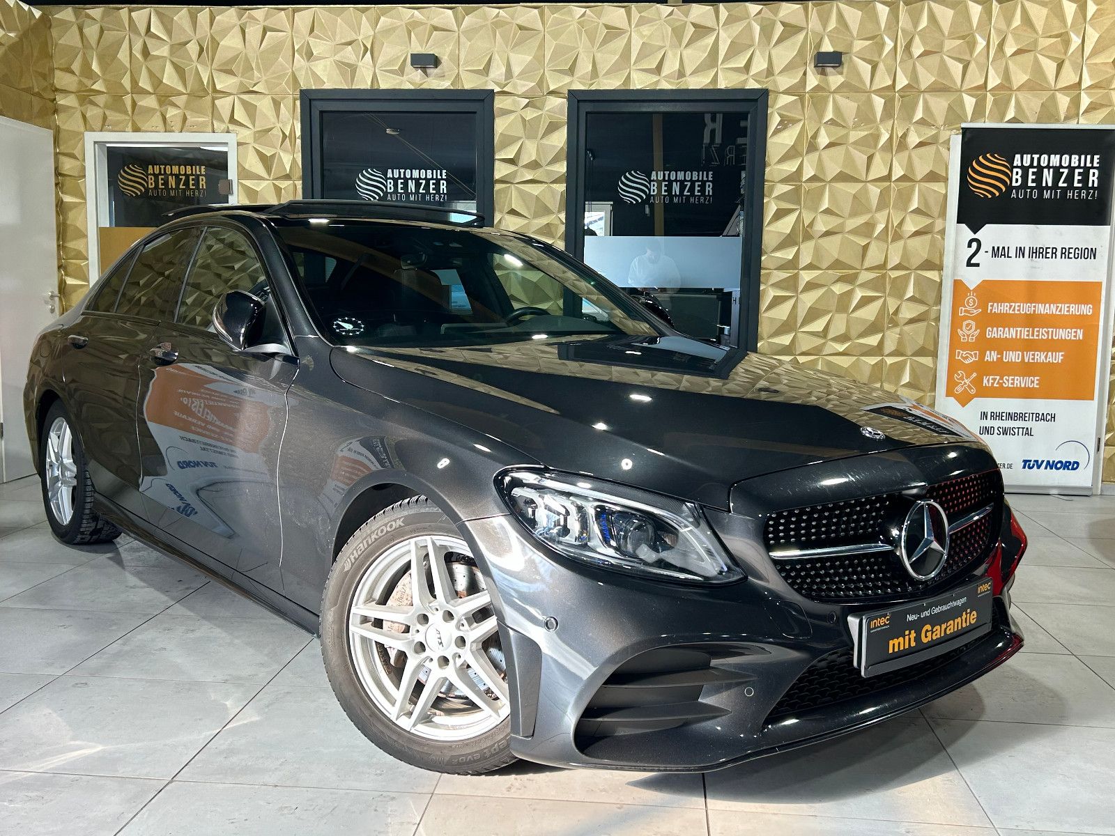 Fahrzeugabbildung Mercedes-Benz C 220 d/AMG-PAKET/PANO/ACC/360°/APPLE