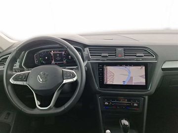Volkswagen Tiguan - 9