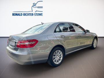 Mercedes E 250 - 6