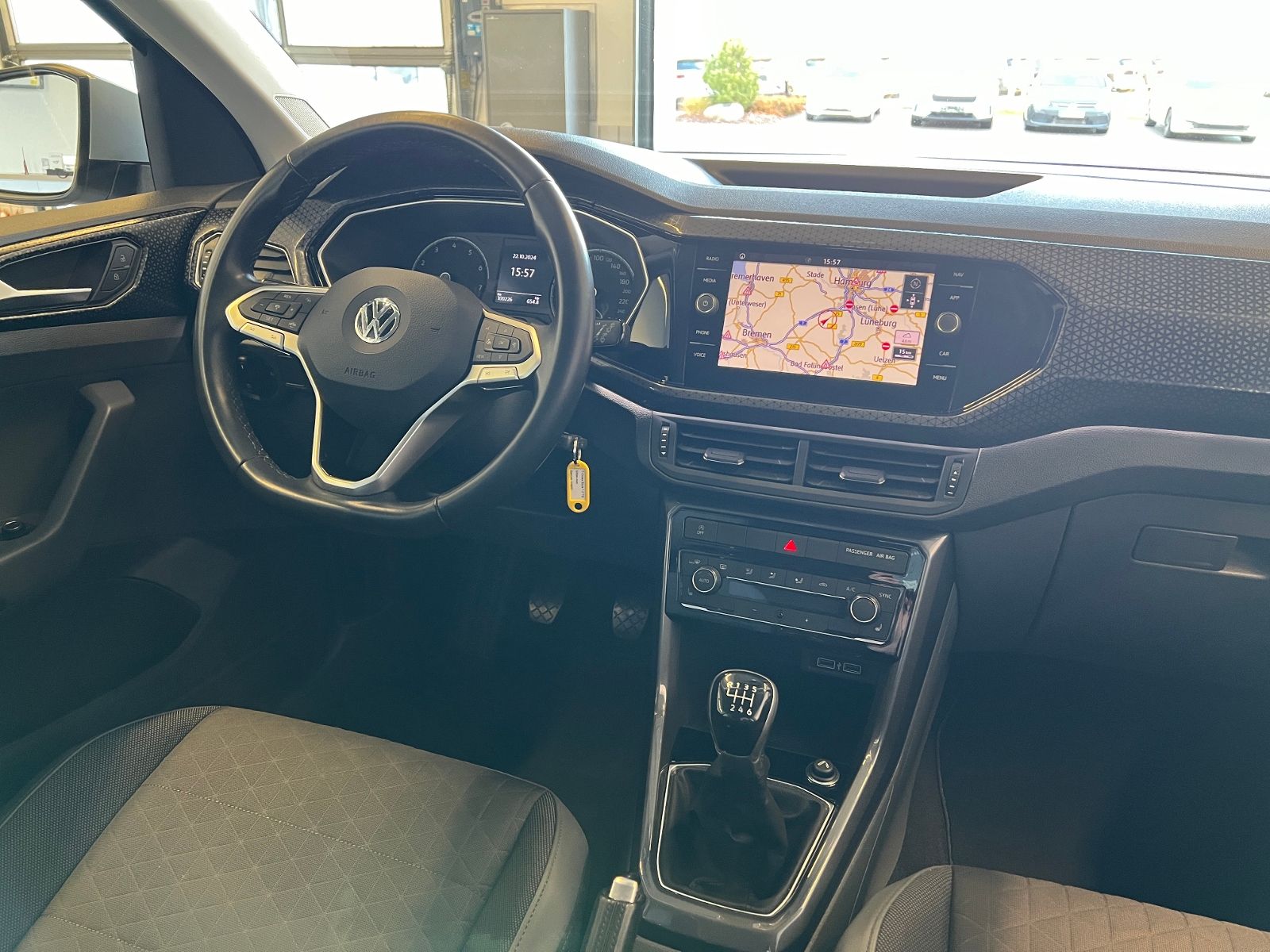 Fahrzeugabbildung Volkswagen T-Cross Style 1.0 TSI *LED, Navi, ACC, Sitzhzg.,
