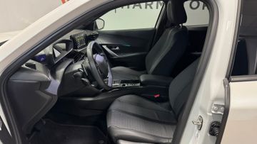 Fahrzeugverkauf 12 Peugeot 2008 Allure Pack AT LED SH Navi Kamera