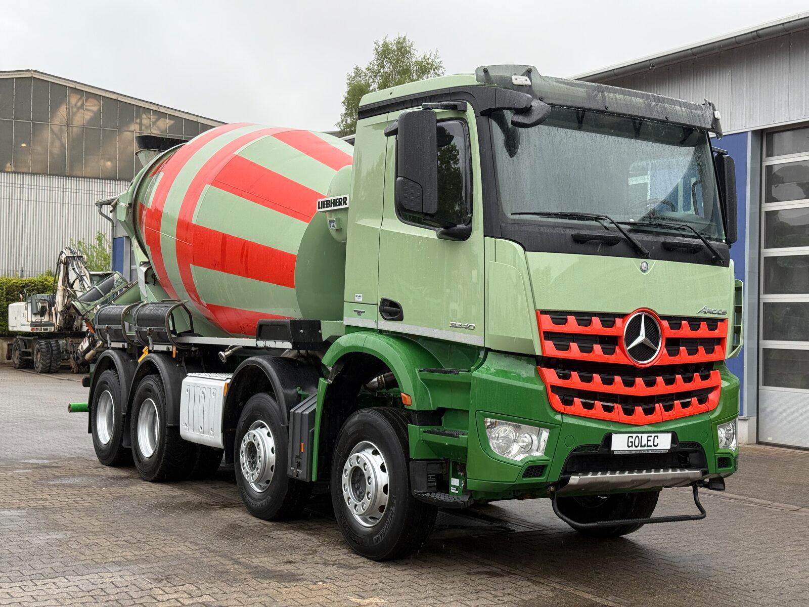 Mercedes-Benz AROCS 3240 8x4 Betonmischer Liebherr 9 m³