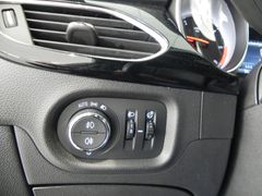 Fahrzeugabbildung Opel Astra ST 1.6D DYNAMIC NAVI/KAMERA/SHZ/ALU/PDC