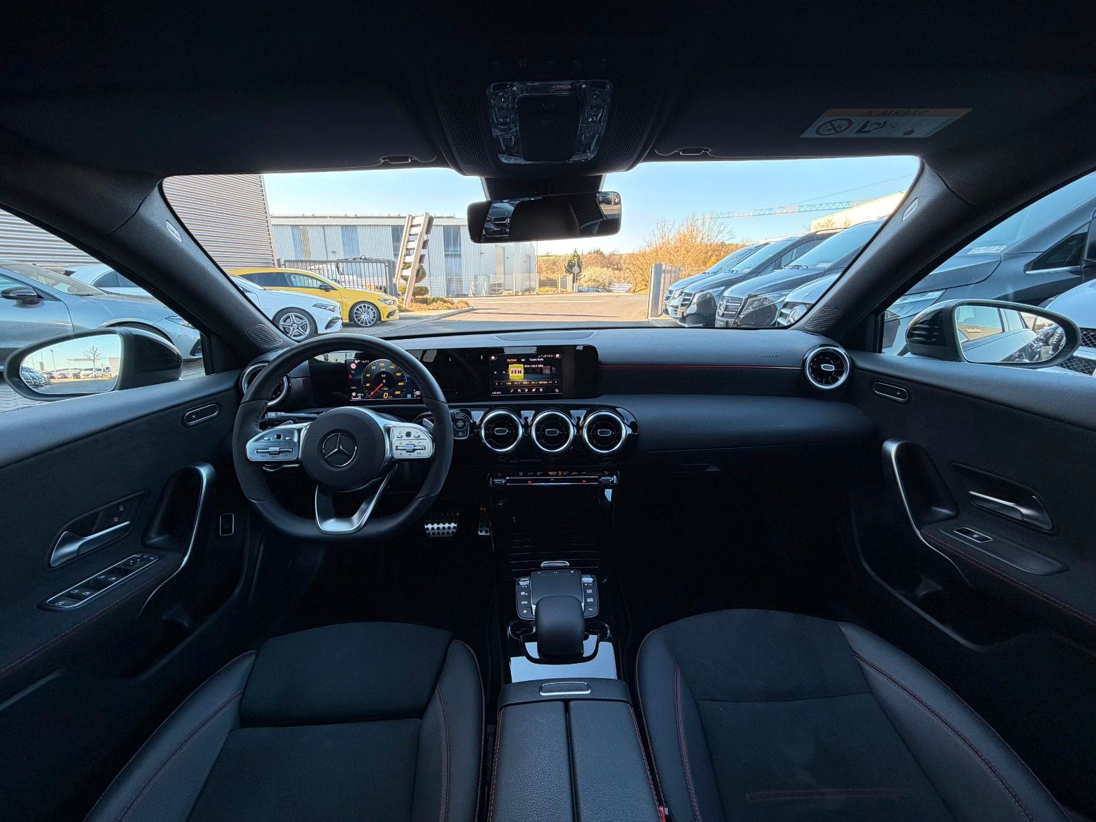 Fahrzeugabbildung Mercedes-Benz A 220 d 4 MATIC AMG Night+LED+DAB+Carplay+19"