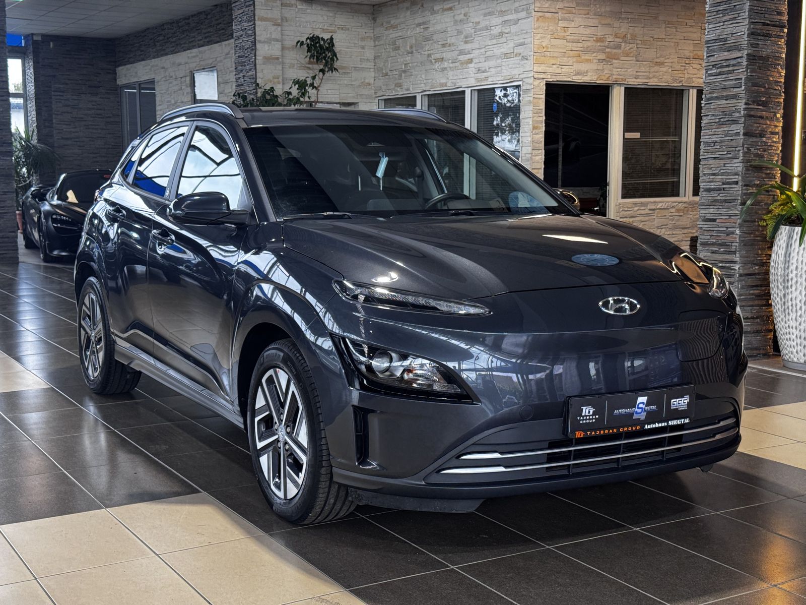Hyundai Kona Edition 30+ R.Cam Krell Navi LED SHZ DAB
