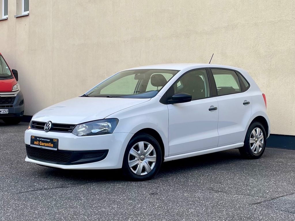 VOLKSWAGEN Polo