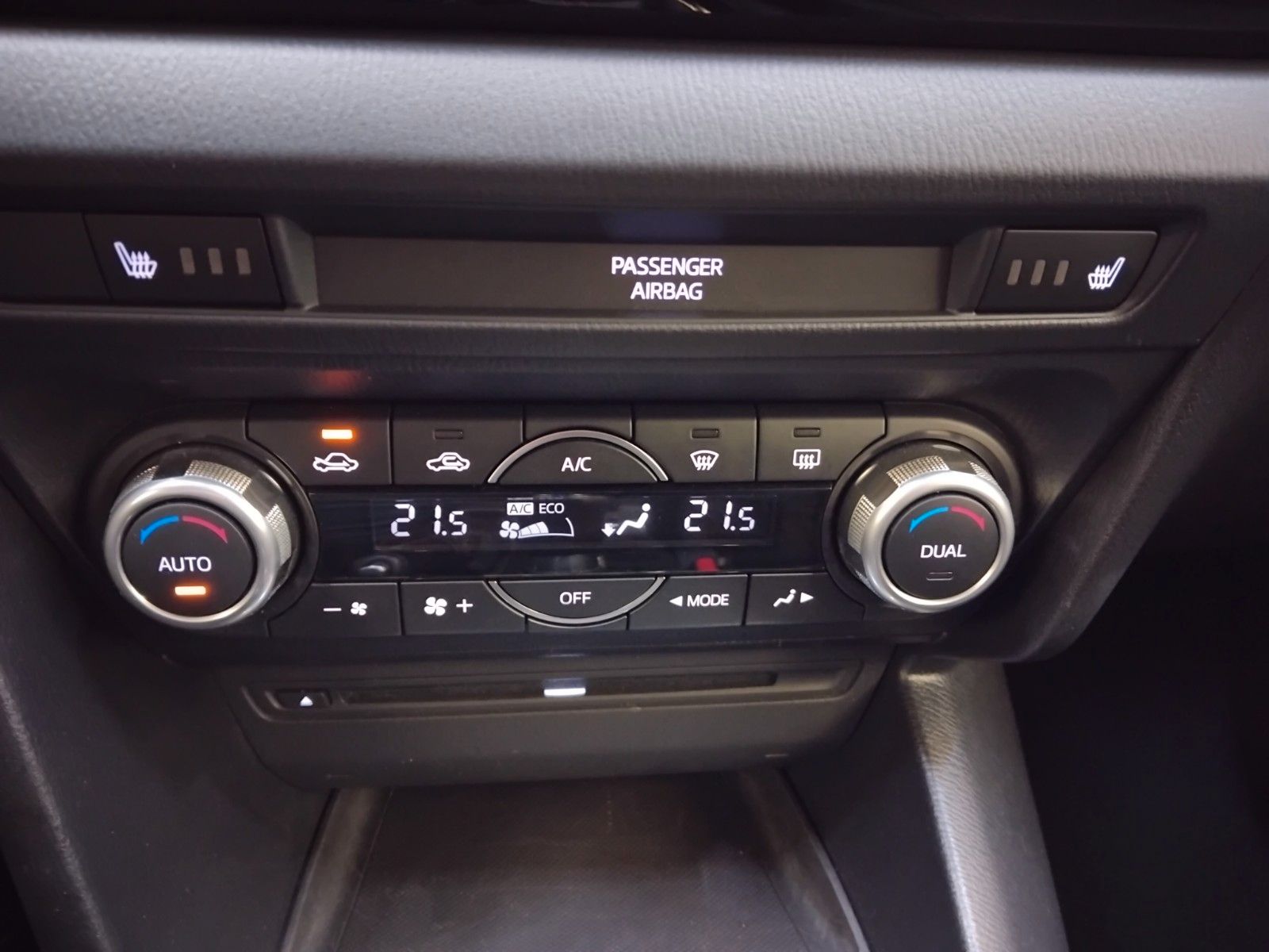 Mazda 3 (02/2016, Benzin)
