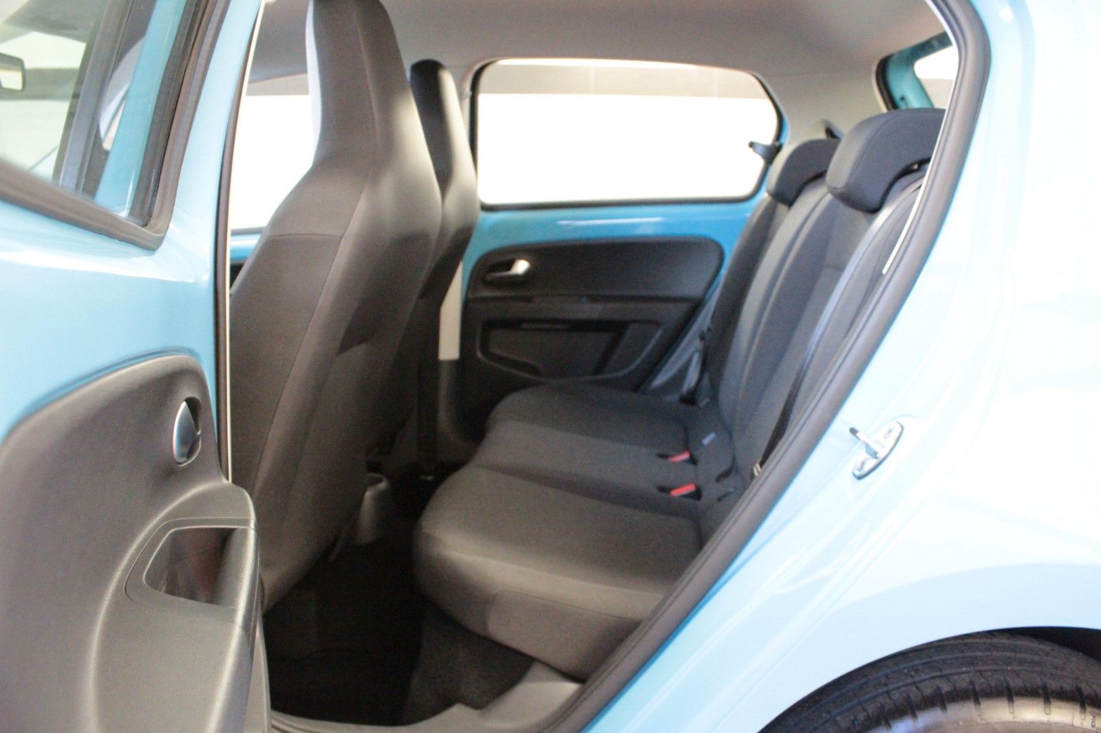 Fahrzeugabbildung Volkswagen up! move up! 1.0 BMT/Start-Stopp *Sitzheizung*