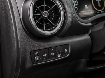 Hyundai Kona 1.6 Trend Hybrid 2WD Spurhalteassistent