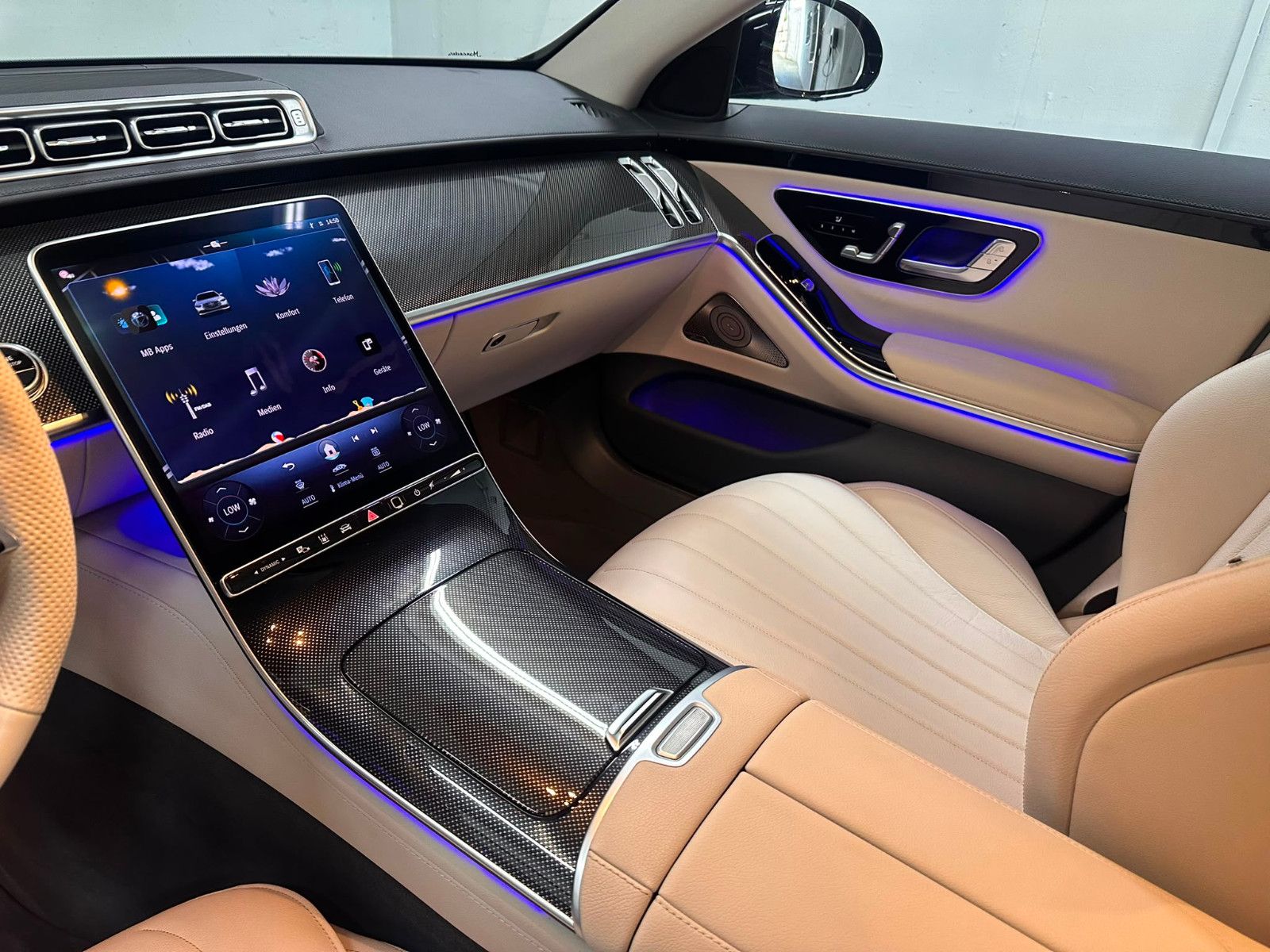 Fahrzeugabbildung Mercedes-Benz S 350 d AMG-LINE *PANO*HEADUP*3D*KEYGO*