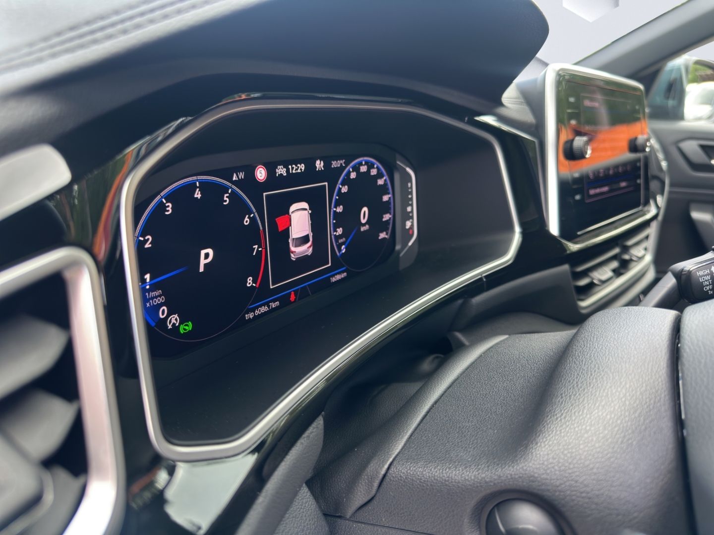 T-Roc 1.5 TSI OPF (EURO 6d) DSG R-Line AHZV LED