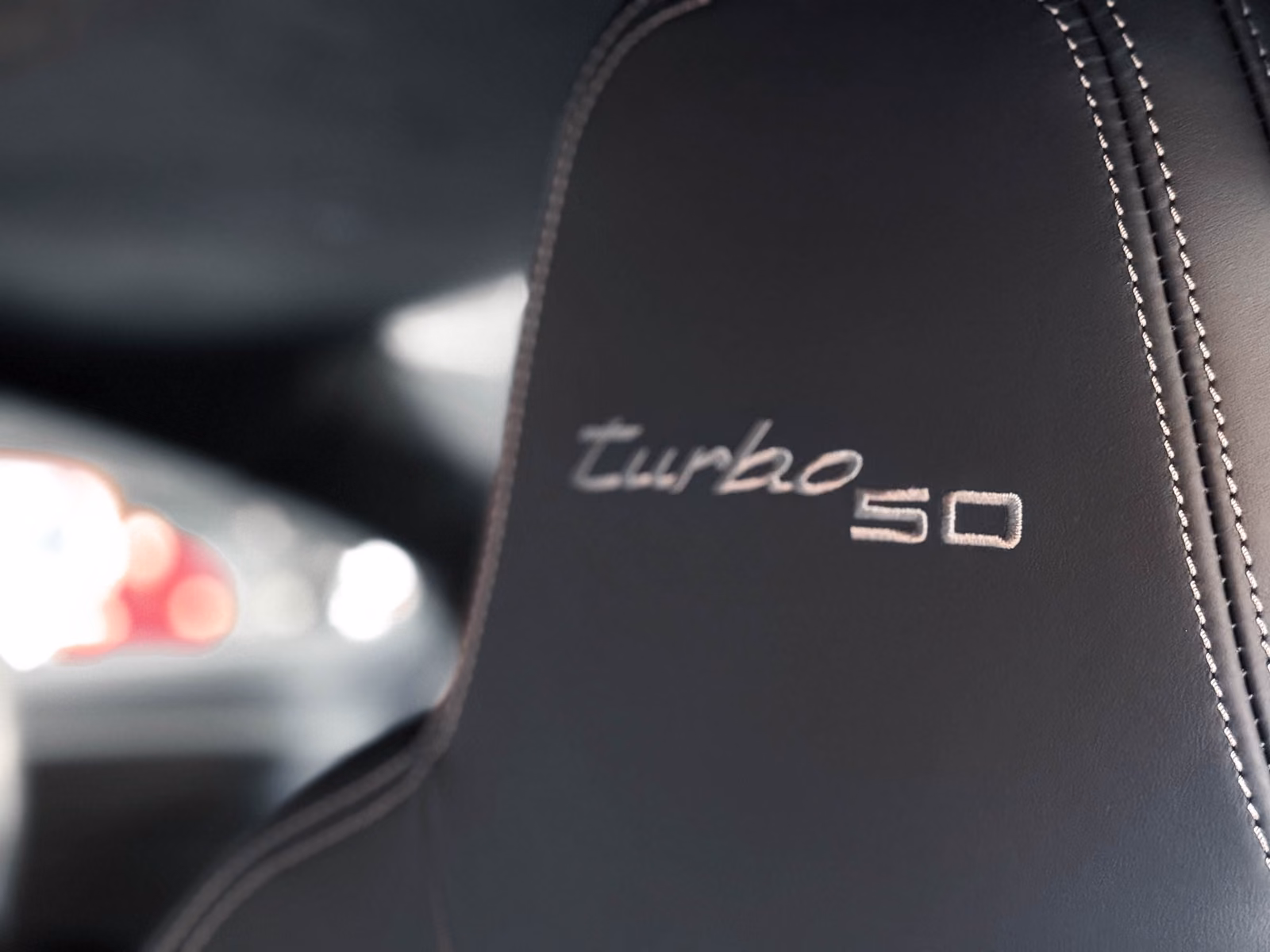 Porsche 911 Turbo S 50 Jahre Lift+Burmester+Pano+360°Kam