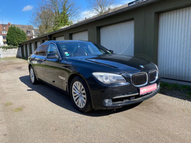 BMW 740d xDrive Navi Leder