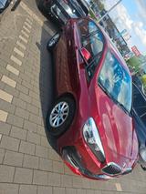 BMW 218 Active Tourer 218i - - rote BMW 218 Active Tourer
