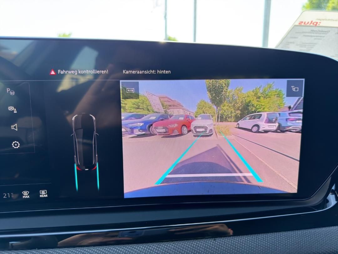 Fahrzeugabbildung Audi A5 Avant TFSI 150 kW S tronic Smartphone Kamera