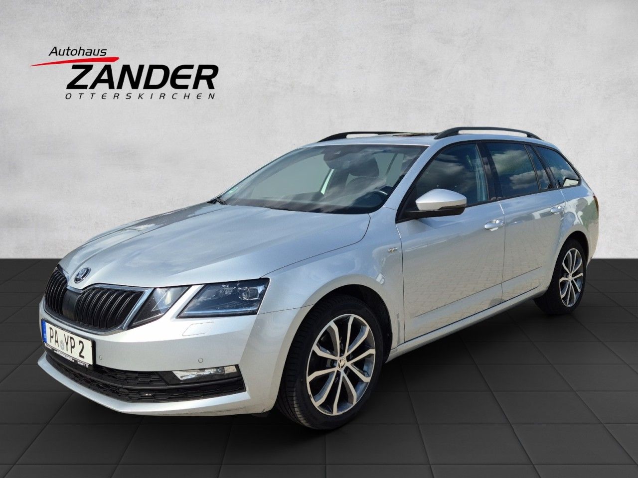 Fahrzeugabbildung SKODA Octavia Combi TDI DSG Soleil AHK Panoramadach
