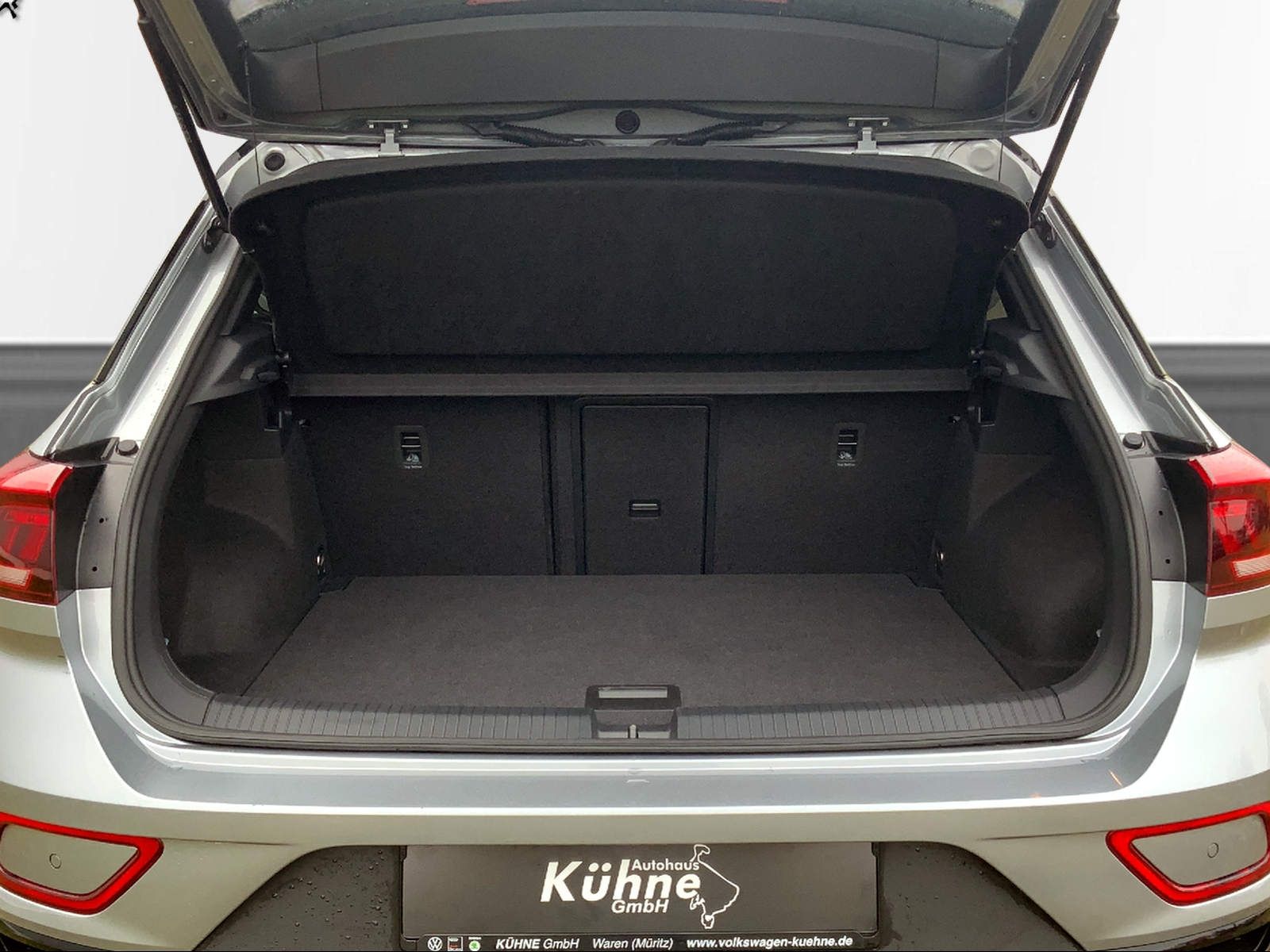 T-Roc 1.5 TSI Style, AHK,SHZ,RFK,LED+,NAV.