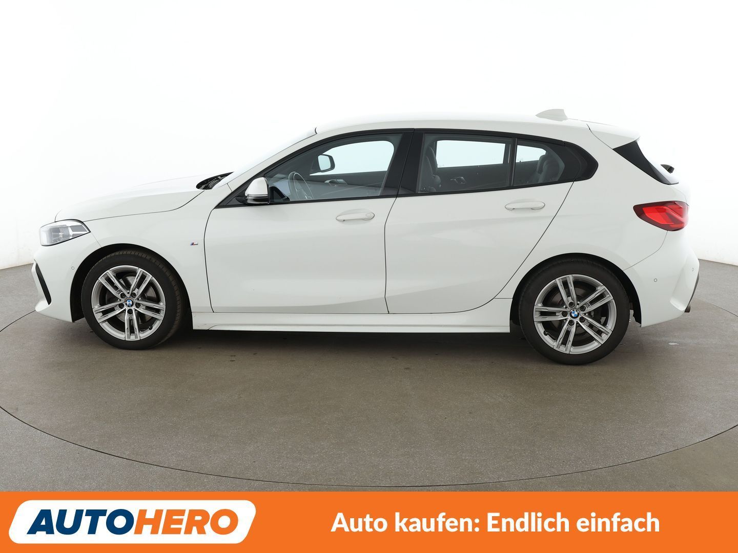 BMW 118i M Sport Aut.*NAVI*LED*TEMPO*PDC*CAM* imagem 3