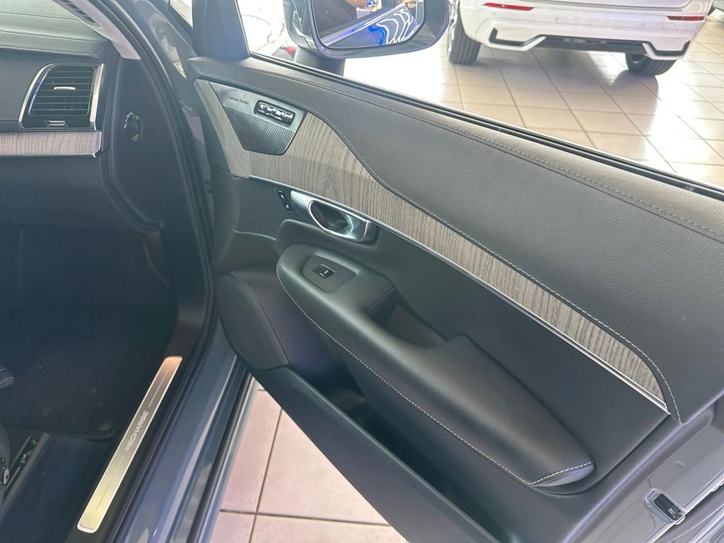 VOLVO XC90 T8 AWD Recharge Ultimate Bright VOLVO XC90 T8 AWD Recharge Ultimate Bright