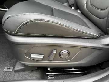 Fahrzeugabbildung Hyundai TUCSON 1.6 T-GDI PHEV 4WD PRIME ASSISTENZPAKET +
