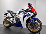 Honda CBR1000 RR SC59 *TOP-ZUSTAND *1. HAND *ABS - HONDA 2010 CB 1000 R