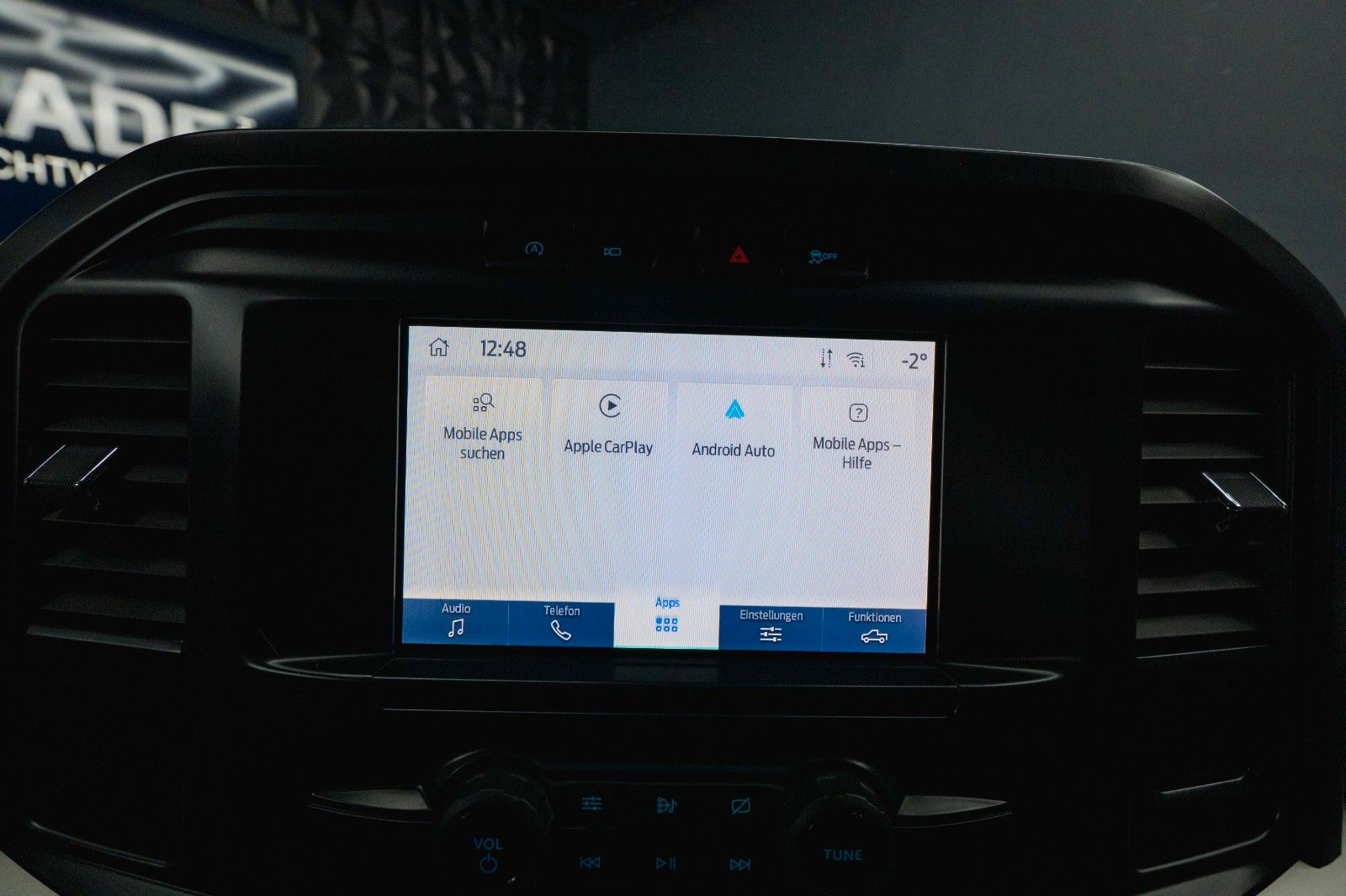 Fahrzeugabbildung Ford F150 5.0L V8 4x4 Offroad SuperCrew RAPTOR 19%