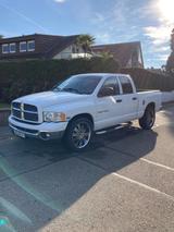 Dodge RAM 5,7 Hemi  V8 - gebrauchte Dodge RAM aus dem Jahr 2003