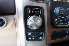 DODGE RAM 1500 5.7l V8 Laramie CrewCab - Unfallfrei