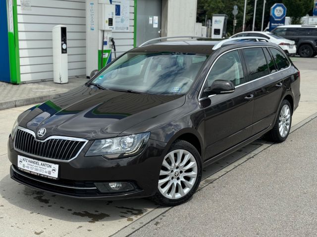 Skoda Superb 2.0TDI*4x4*DSG*XENON*NAVI*PDC*