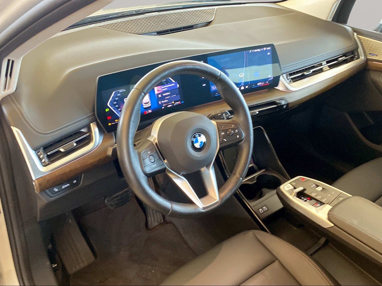 BMW 220 Active Tourer - Bild 4
