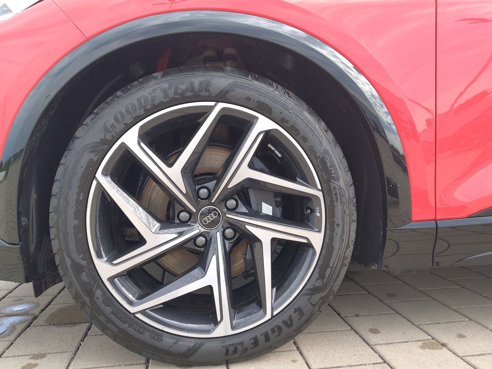 Audi SQ6 e-tron - Bild 9