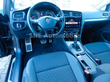 Volkswagen Golf - 11
