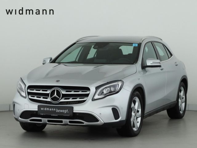 Mercedes-Benz GLA 180 Navigation*PTS*SHZ*LED*Keyless*Automatik