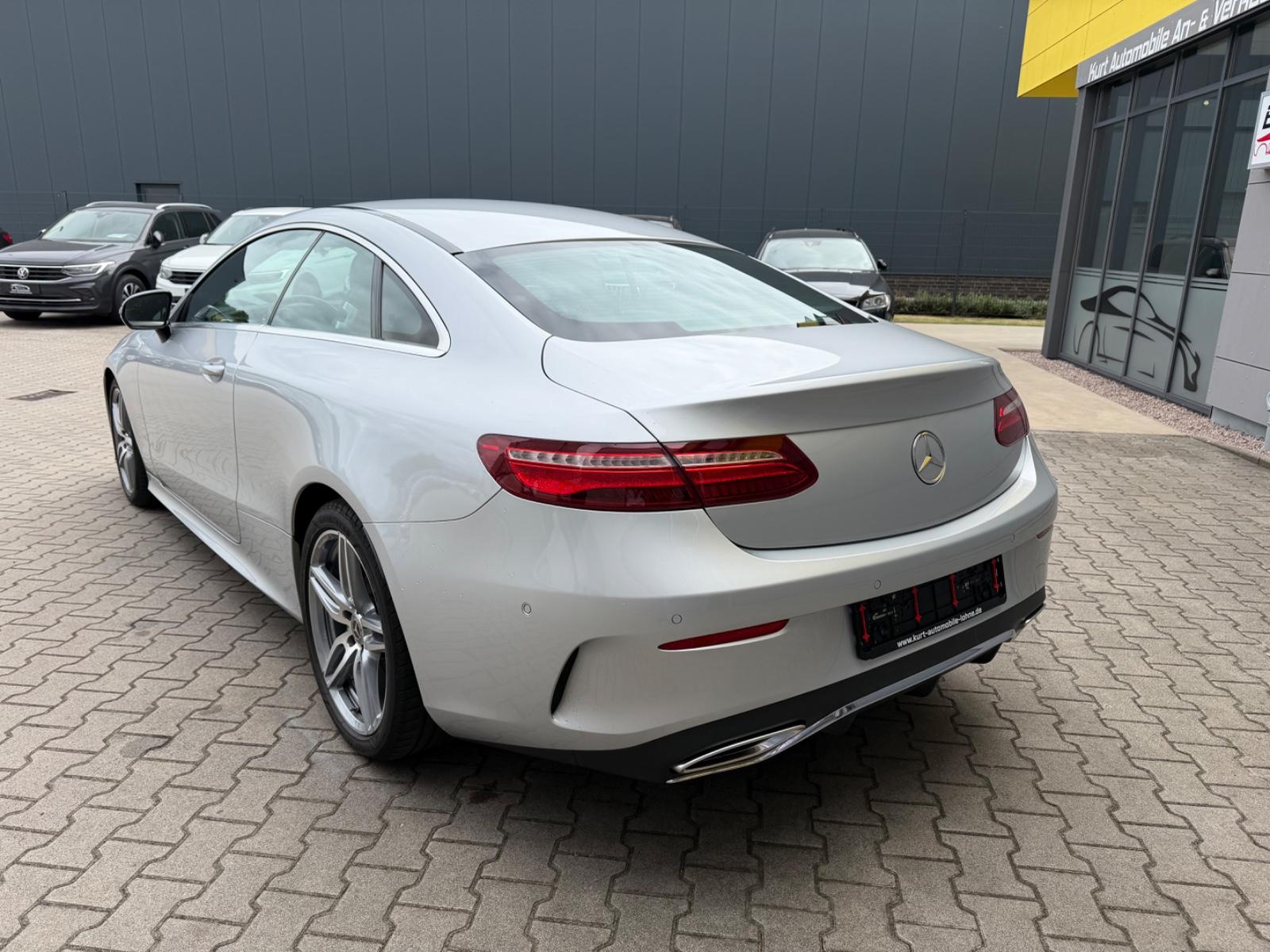 Mercedes-Benz E 200/COUPE/AMG LINE/BURMESTER/DIGITALTACHO/LED